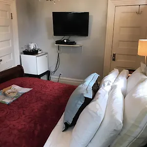 Barclay House Bed & Breakfast